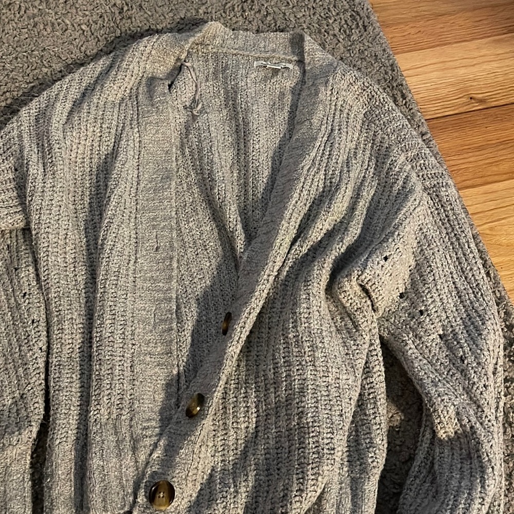 American Eagle cardigan